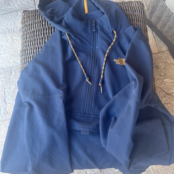 Used The North Face Women’s Fanorak Jacket: IN EXCELLENT CONDITION.FREE SHIPPING - Picture 3 of 5